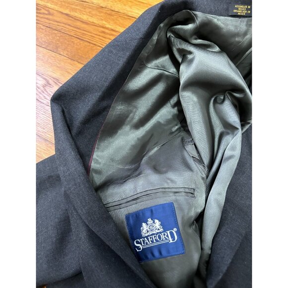 Stafford Mens Blazer Jacket Size 40S Gray Solid Poly Wool 2 Button Sport Coat - Picture 4 of 7